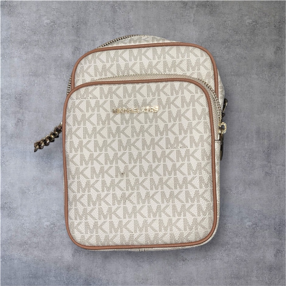 Michael Kors Jet Set Travel Medium Logo Crossbody Bag